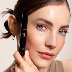 Máscara Lash Iconic Giordani Gold Black