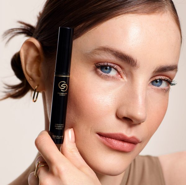 Máscara Lash Iconic Giordani Gold Black